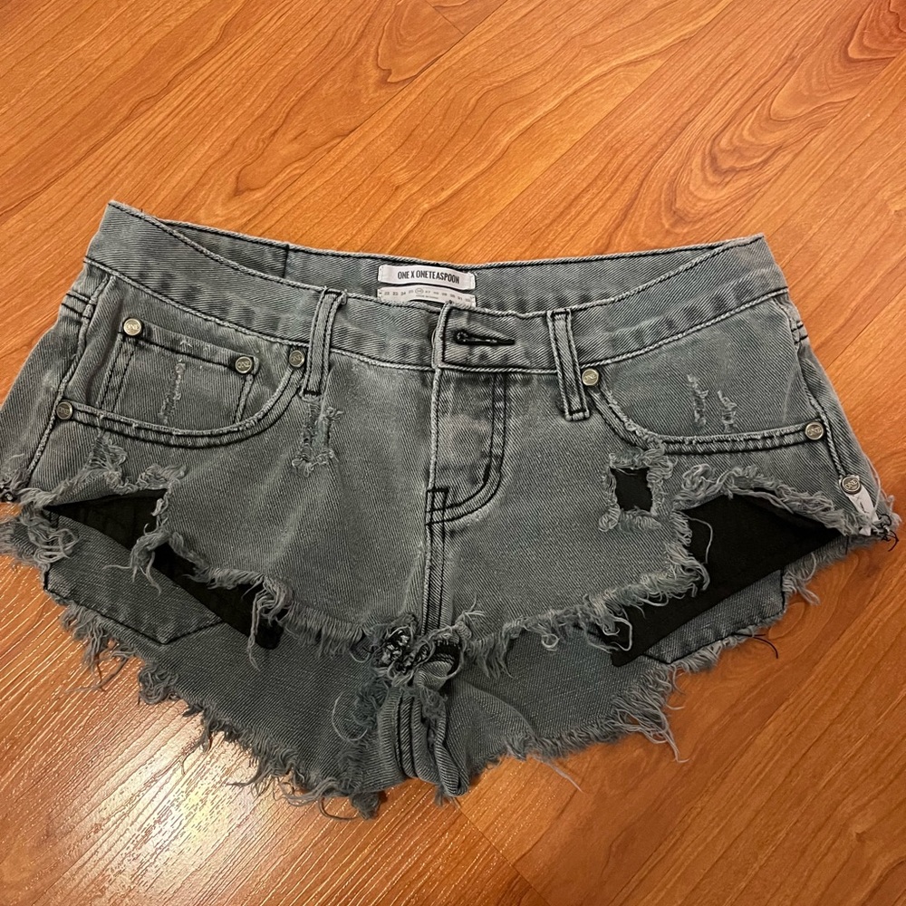 One teaspoon black Bonita shorts